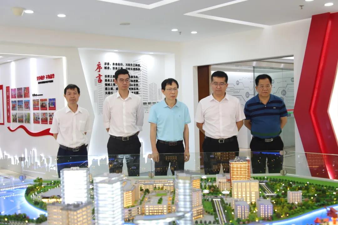 廣州市白云區政協張實副主席一行蒞臨谷城集團調研指導
